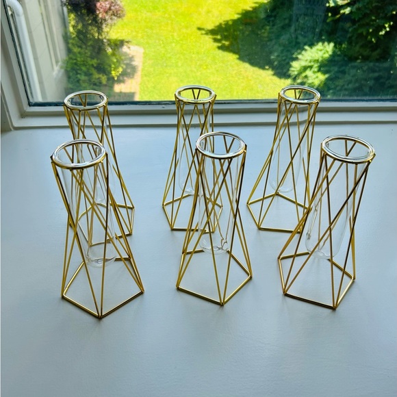 3 Gold Geometric Vases - Picture 4 of 9